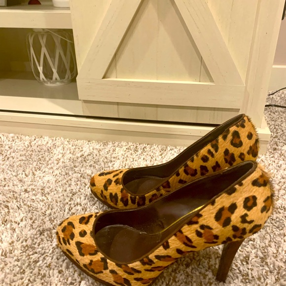 Ralph Lauren, Cheetah, Size 8.5 - Picture 3 of 3